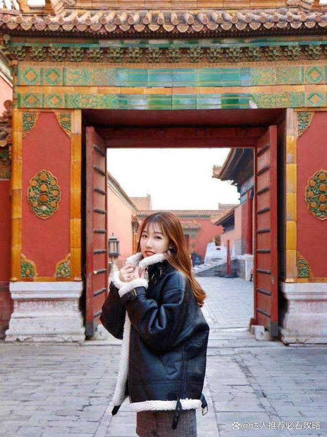 话号码情侣去北京玩两天需要多少钱米乐m6网站北京当地地接旅行社电(图2)